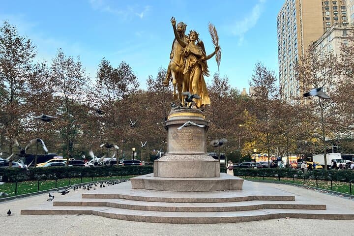 Private Central Park Walking Tour: 2-Hour Guided Landmark & Nature Experience photo 2
