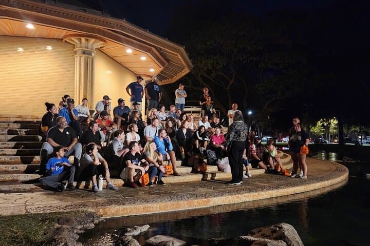 Waikiki Night Marchers Ghost Tour: Walk the Haunted Paths of Old Hawaiʻi photo 4