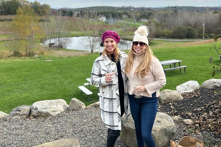 Private Hudson Valley Winery Tour: Benmarl, Nostrano & Quartz Rock photo 4