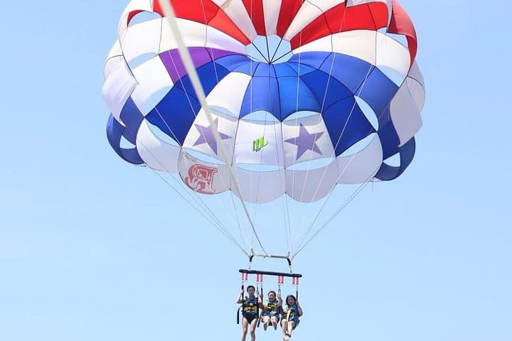Jet Ski and Parasailing in Nusa Dua: Tanjung Benoa Water Adventure photo 4