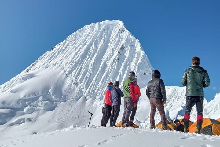 Alpamayo & Chopicalqui Expedition: 18–20 Day Technical Ascent from Huaraz photo 4