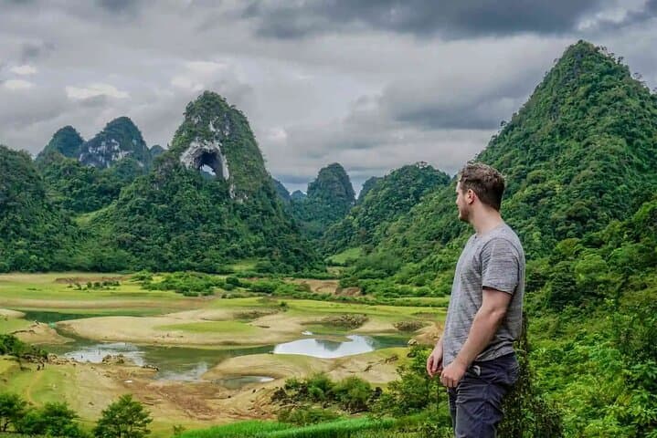 Cao Bang Explorer: 2-Day Ban Gioc & Nguom Ngao Loop from Hanoi