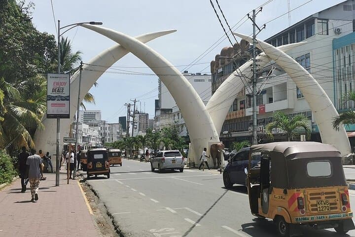 Mombasa Full-Day Tour: Fort Jesus, Old Town & Haller Park Explorer