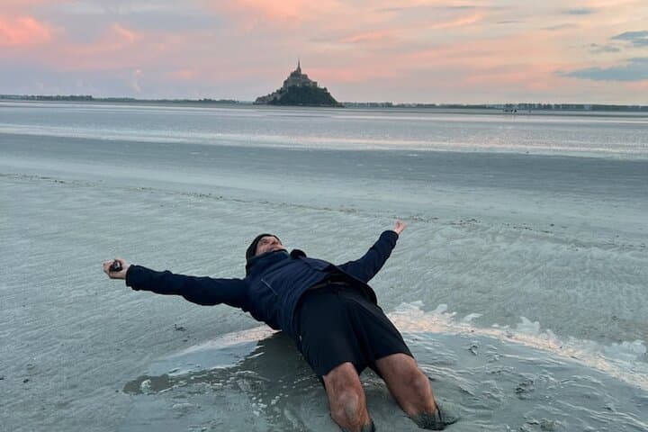 Wading the Quicksand at Mont Saint-Michel: Guided Bay Walk and Quicksand Demo photo 6