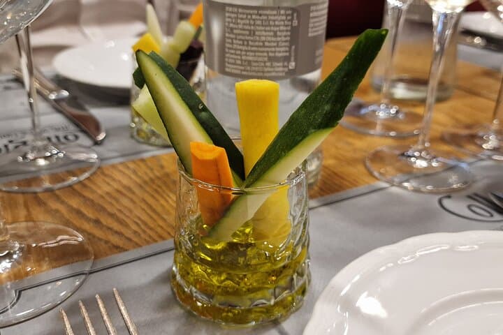 Rome EVOO and Lazio Wine Tasting: Olive Oil Class & Local Bites photo 4