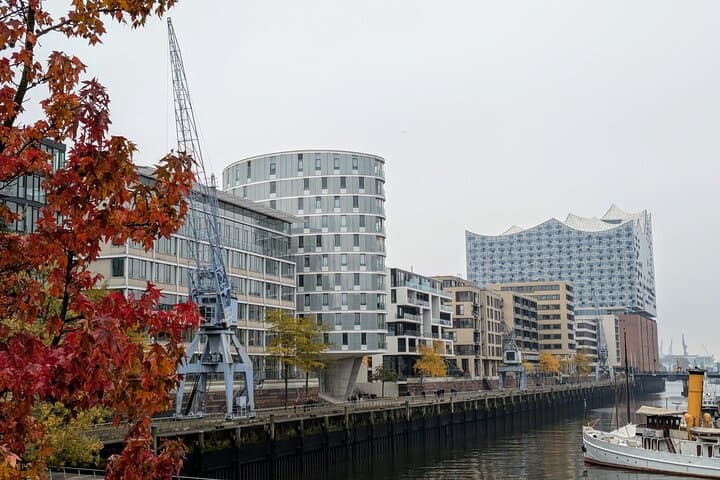 Hamburg West Driver-Guide Tour — Explore Blankenese, Elbchaussee & Elbe Views photo 5