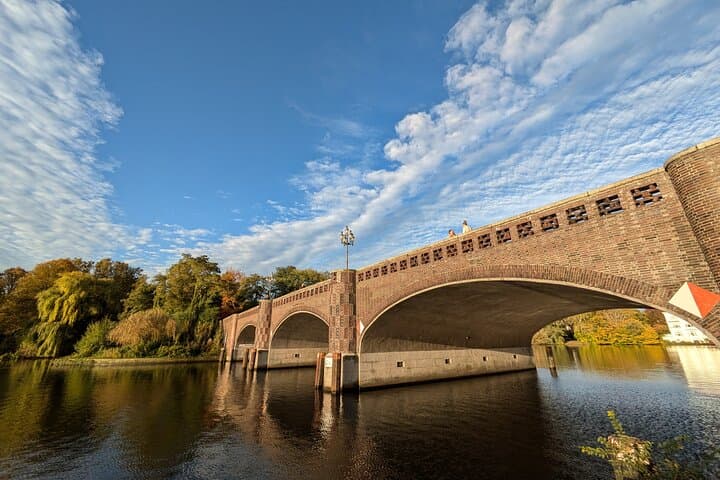 Hamburg Driverguide — 4-Hour Private City Tour & Photo Stops photo 3