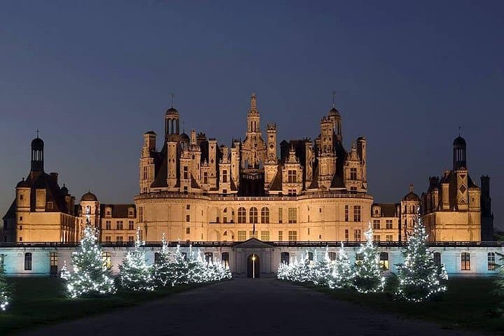 Full-Day Loire Valley Castles Tour from Paris: Chenonceau, Cheverny & Chambord photo 2