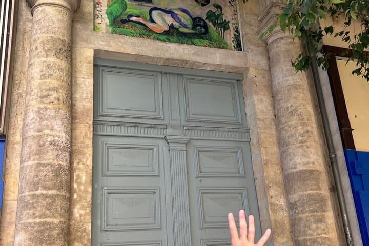 Discover the Mysteries of Toulon: Interactive Treasure Hunt in the Historic Port City photo 6