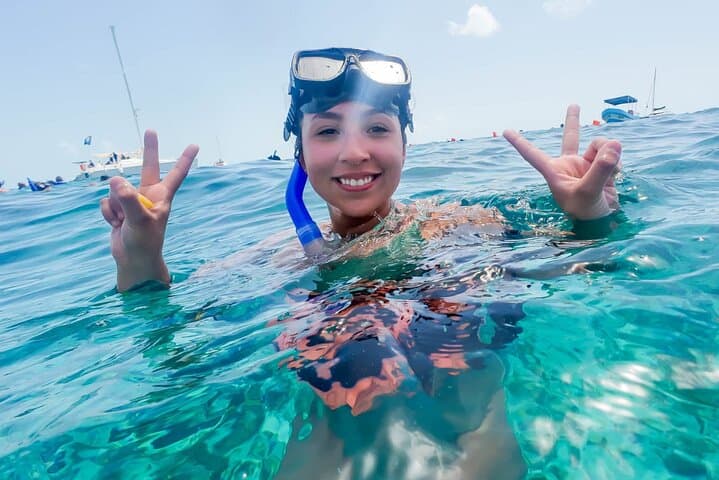 Isla Mujeres Catamaran from Cancun: Snorkel, Open Bar & North Beach Time photo 3