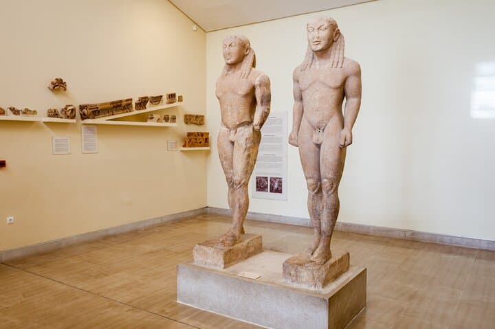 private-luxury-tour-delphi-galaxidi-oracle-to-the-sea photo 4