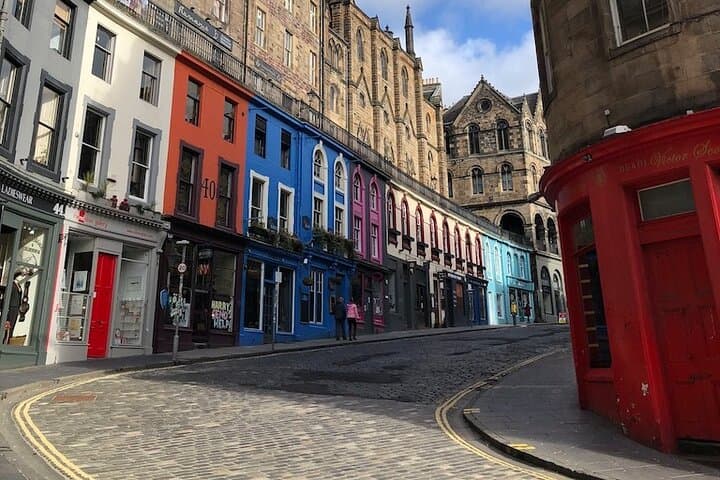 Full-Day Private Edinburgh Tour: Castle, Royal Mile & Rosslyn Chapel