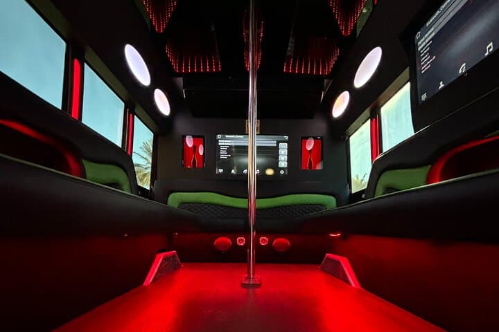 Legendary Las Vegas Party Bus: Private 20-Passenger Nightlife Shuttle photo 4