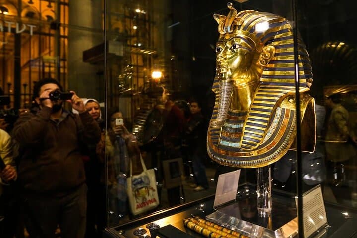 Full-Day Cairo Guided Tour from Sharm El-Sheikh: Pyramids, Sphinx & Egyptian Museum photo 3