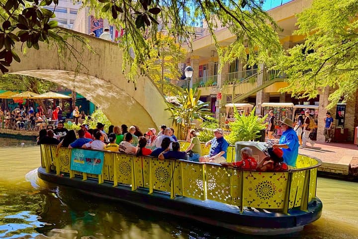 San Antonio Food Tour: 6 Tastings with Tacos & Ice Cream on the River Walk photo 2