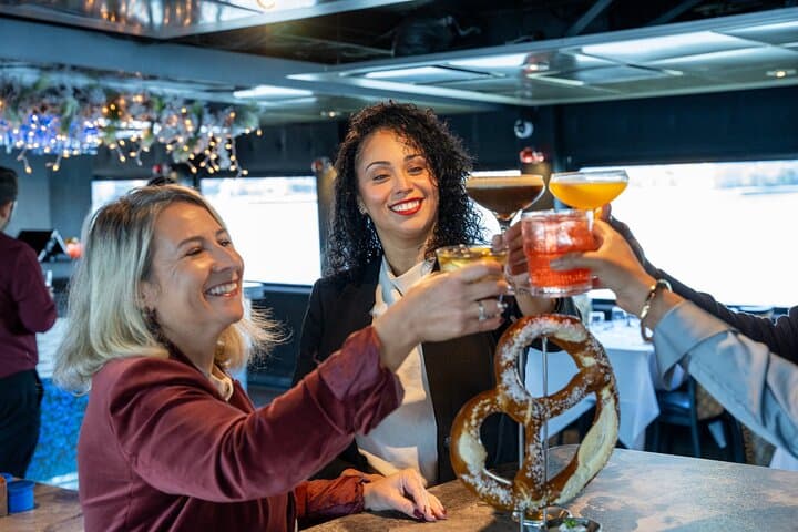 New York Christmas Day Brunch Cruise on the Hudson