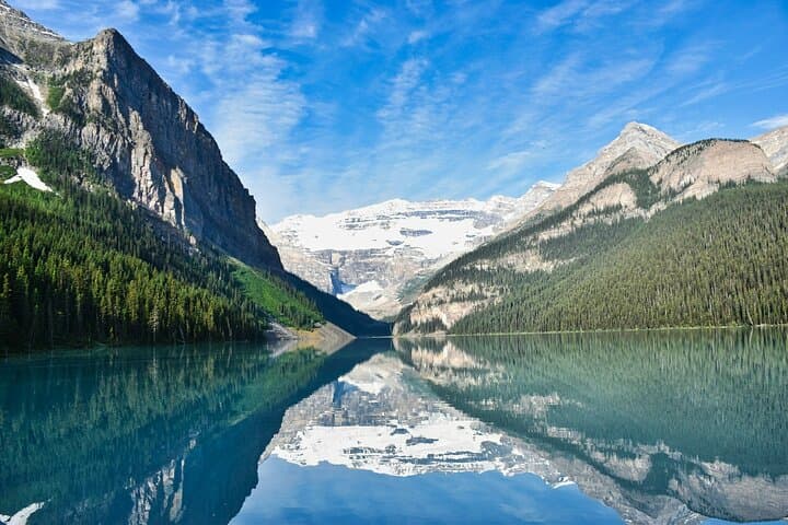 Banff & Lake Louise Day Tour: Moraine, Emerald, Peyto & Bow Lakes photo 2