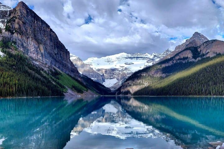 2-Day Banff & Lake Louise Highlights: Johnston Canyon, Gondola Ride & Yoho Sights photo 2