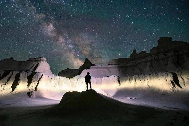Badlands Sunset and Stargazing Private Tour — Rapid City to Dark Skies photo 4