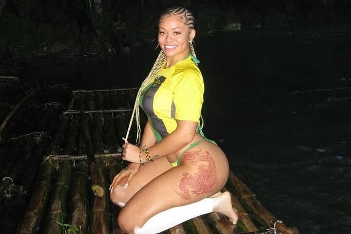 Private Bamboo Rafting and Limestone Massage on Montego Bay River photo 5
