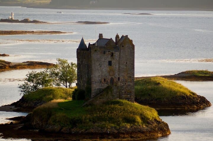 West Coast Lochs and Castles Day Tour from Edinburgh: Loch Lomond, Glencoe & Historic Fortresses photo 3