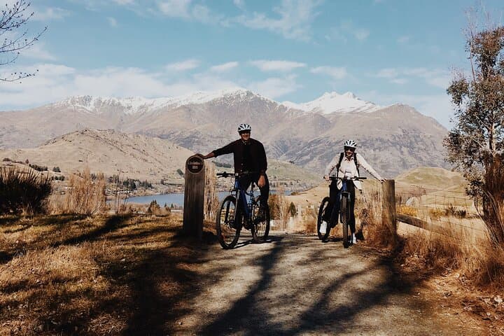 Arrowtown to Queenstown E‑Bike Ride — 35km Twin Rivers Trail with Shuttle photo 4