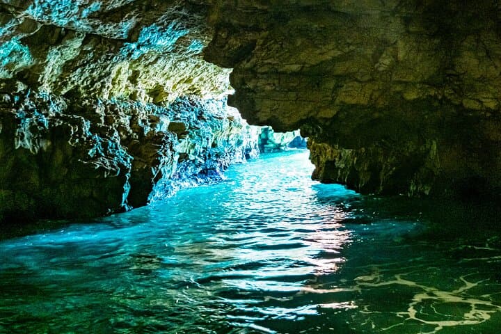 Polignano a Mare to Monopoli: 3-Hour Snorkel Cruise Through Caves and Coastal Cliffs photo 3