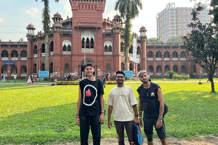 Authentic Old Dhaka Day Tour: Lalbagh Fort, Shipyard & Buriganga Boat Ride photo 2