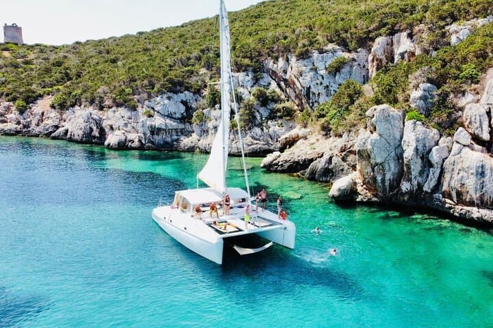 Half-Day Catamaran to Cala Dragunara: Porto Conte Aperitif Cruise from Alghero