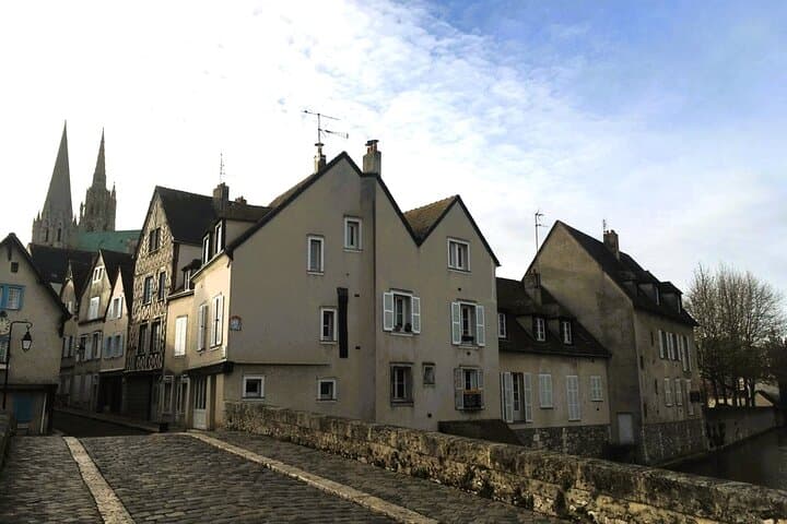 Chartres: Cathedral Stories and Medieval Streets Private Walking Tour photo 6