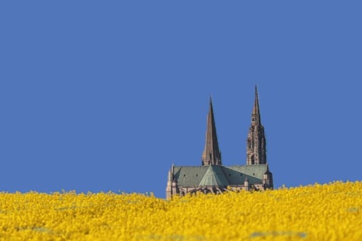 Chartres: Cathedral Stories and Medieval Streets Private Walking Tour