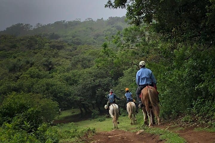 Buena Vista Zipline, Horses & Hot Springs at Rincón de la Vieja photo 4