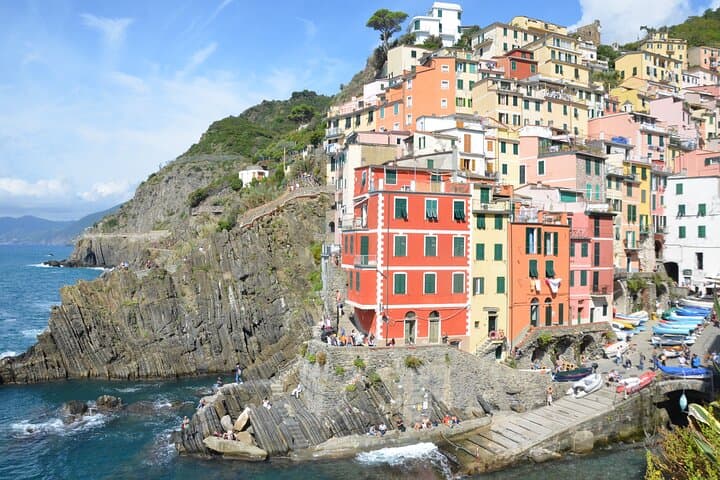 Explore the Via dell'Amore: Guided Cinque Terre Day Trip from La Spezia