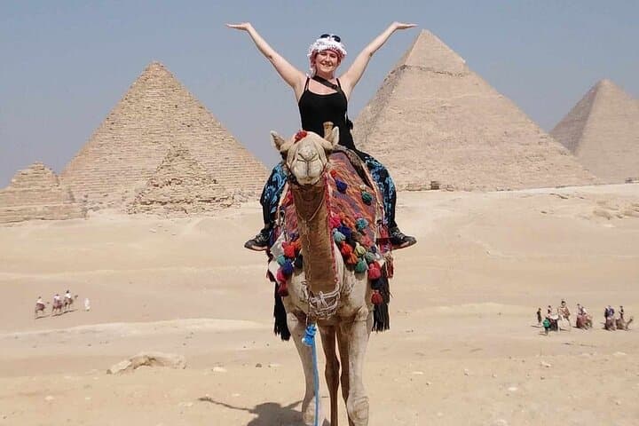 Private Giza Pyramids Tour: VIP Visit to the Great Pyramid, Sphinx & Camel Ride