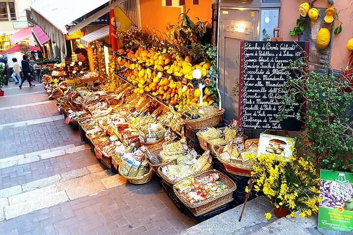 Taormina Street Food Walk: Arancini, Pasta alla Norma & Cannoli Tasting photo 6