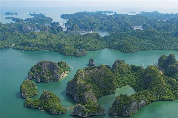 Halong & Lan Ha Bay 2-Day Luxury Cruise from Hanoi: Pools, Kayaks, and Caves photo 3