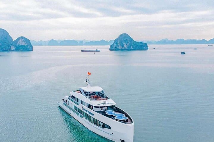 Halong Symphony Cruise: Day Trip from Hanoi to Ha Long Bay Caves & Kayaking photo 3