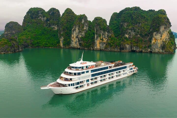 Ha Long Bay Ambassador Cruise: Luxury Day Trip to Sung Sot Cave & Ti Top Island photo 2