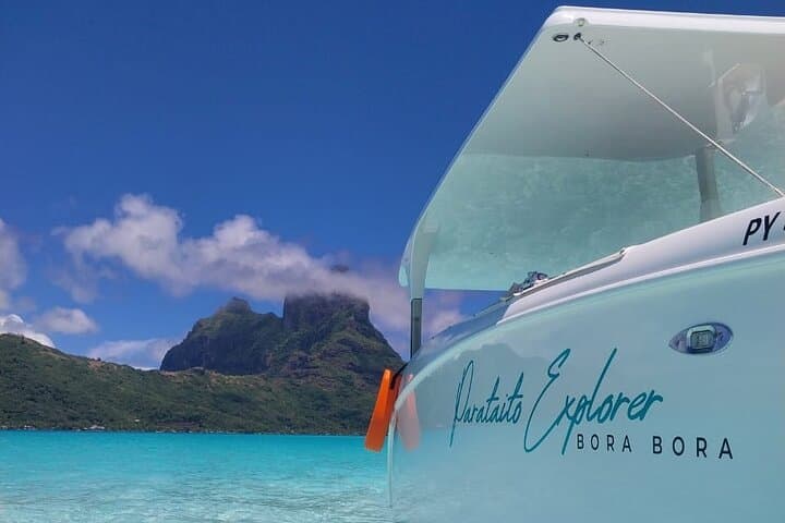 Solar Catamaran Through Bora Bora’s Lagoon — Private Electric Boat Rental photo 3