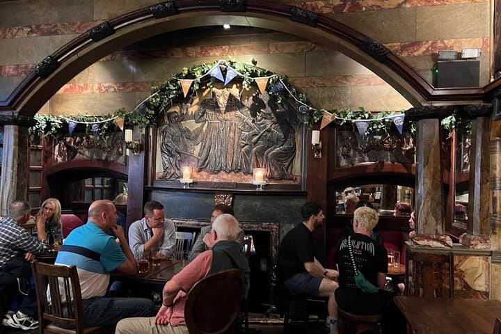 Heritage Pubs of the City of London: Guided Walking Tour & Tastings photo 2