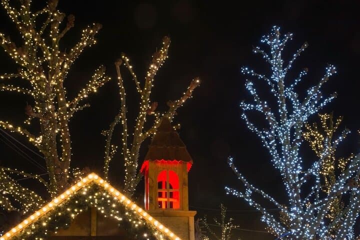 Luxembourg Christmas Market Scavenger Hunt — Unusual Track Game & Self-Guided Tour photo 3