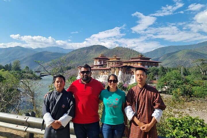 6-day-bhutan-highlights-thimphu-punakha-paro-adventure photo 6