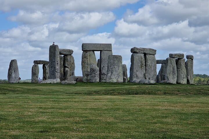 Private Stonehenge Excursion from Southampton – Skip the Crowds and Explore the Ancient Circle photo 5