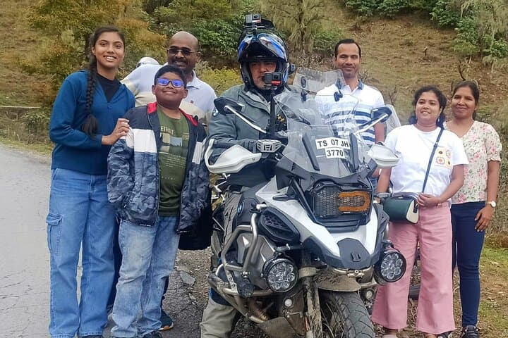 7-Day Private Bhutan: Paro, Thimphu, Punakha & Phobjikha Cultural Trek photo 3