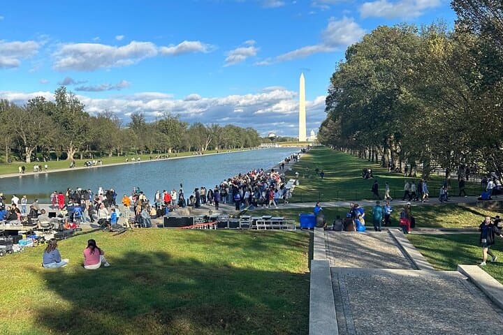 Private DC Tours in a Luxury SUV — Custom Washington DC Sightseeing
