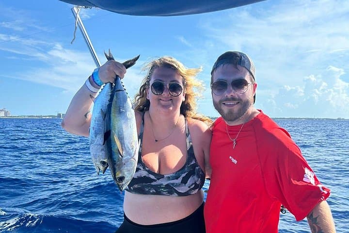 Private Bahamas Fishing & Turtle Snorkel: Nassau Island-Hopping Tour photo 2