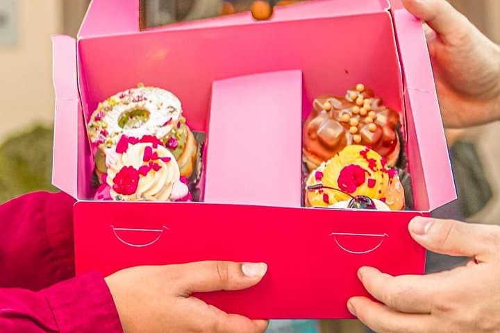 West End Donut Adventure: Sweets and Sights Walking Tour in London photo 5