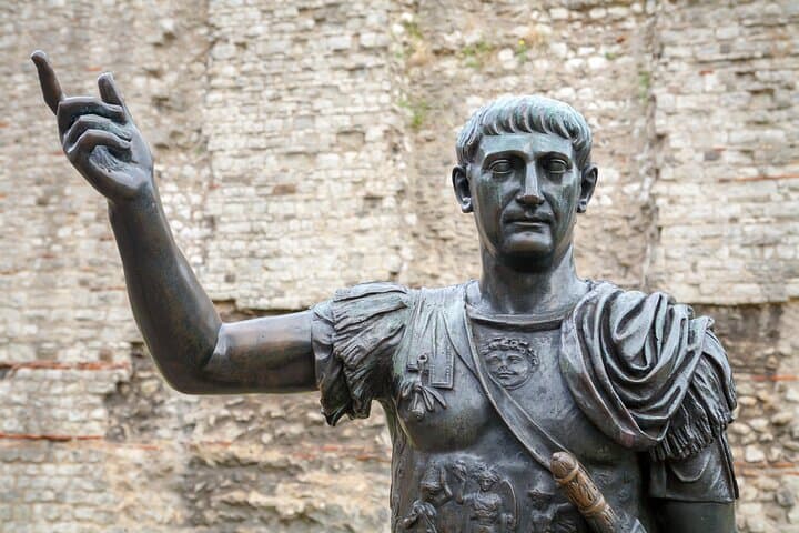 Black Cab Roman & Medieval London: Private Half-Day Historical Tour photo 5