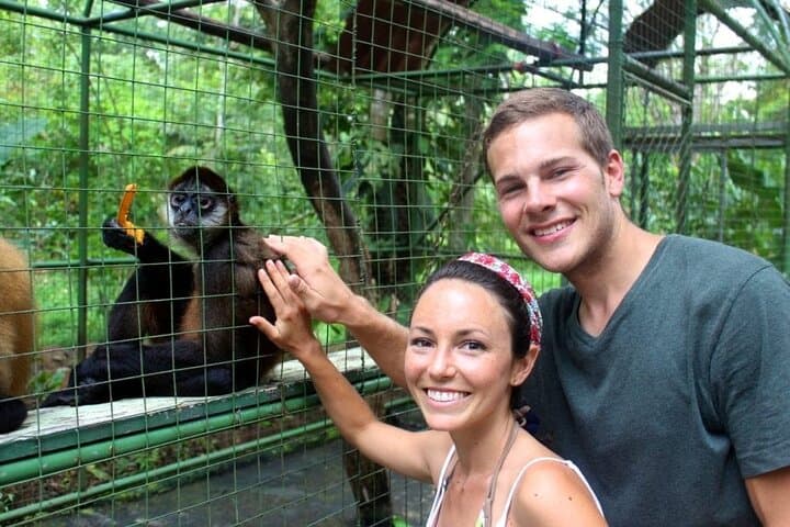 Proyecto Asis Wildlife Rescue Tour — La Fortuna Animal Rehabilitation & Volunteer Visit