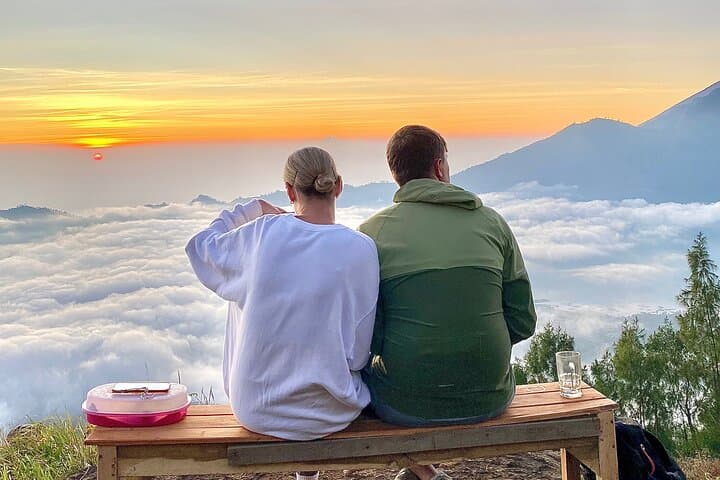 Mount Batur Sunrise Hike: Early-Morning Summit, Breakfast & Hot Spring Soak